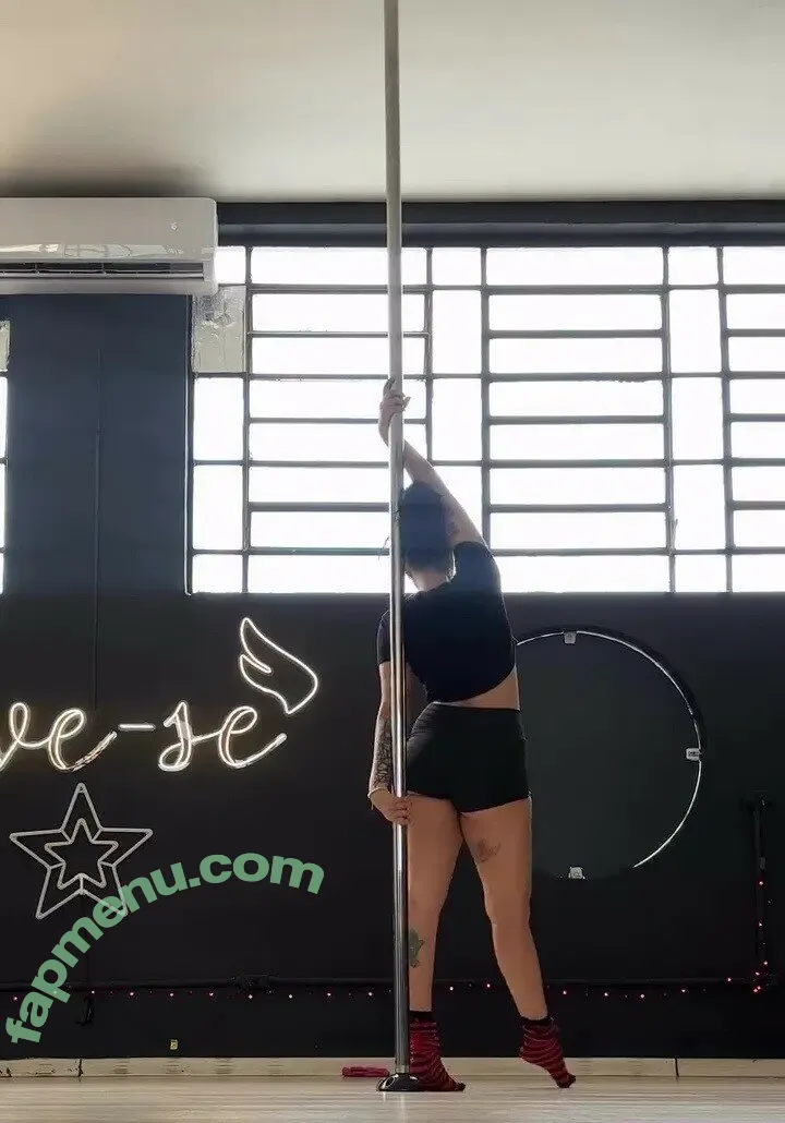 Magic Phyra nude photo #0941 (magic_phyra / magicphyra)