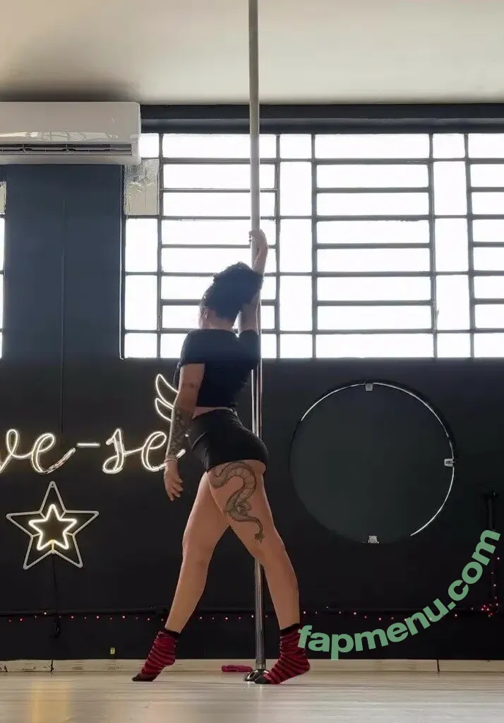 Magic Phyra nude photo #0944 (magic_phyra / magicphyra)