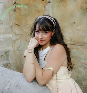 Magicwithmeg / magicmagy nude photo #0004