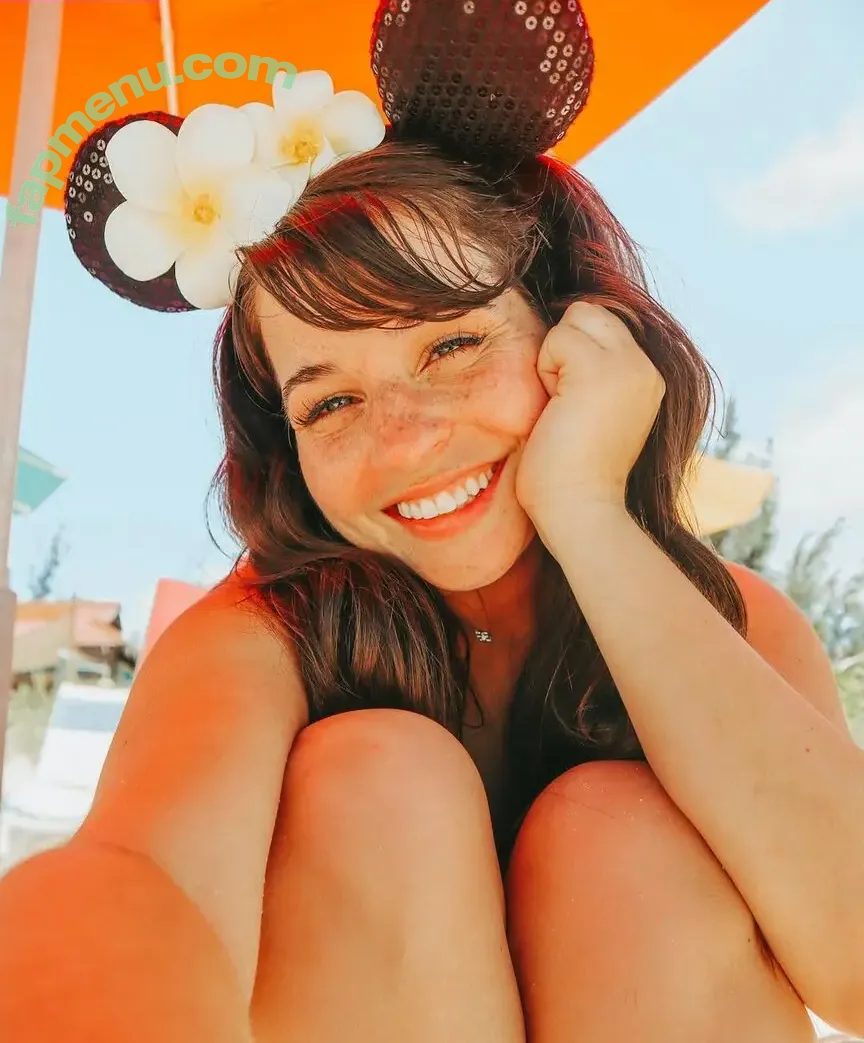 Magicwithmeg nude photo #0024 (magicmagy)