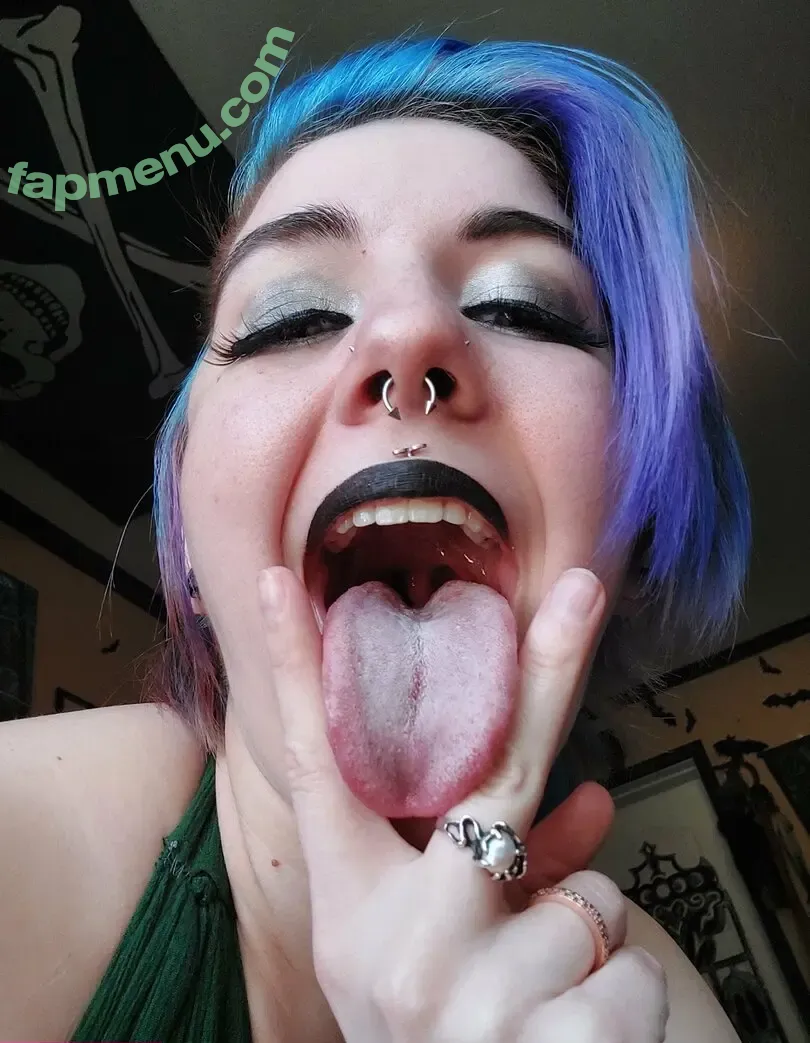 magpiecrisisfree nude photo #0022 (reel)
