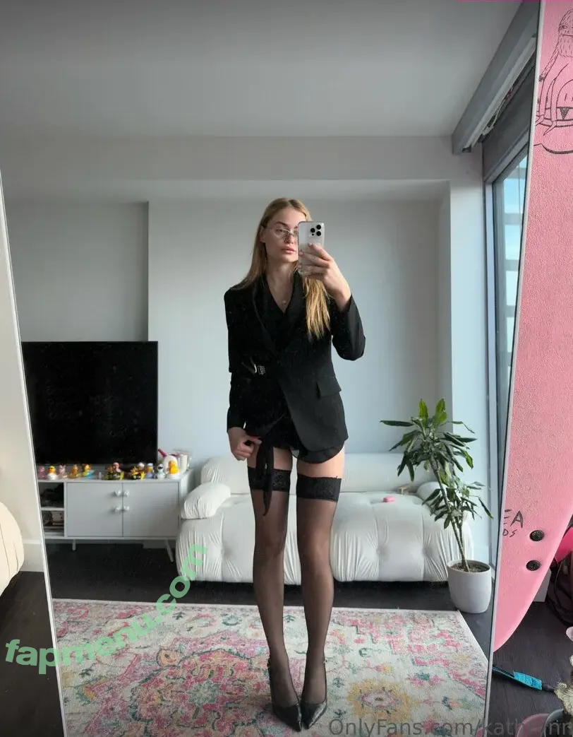 Magpiiee nude photo #0017 (mvgpiee)