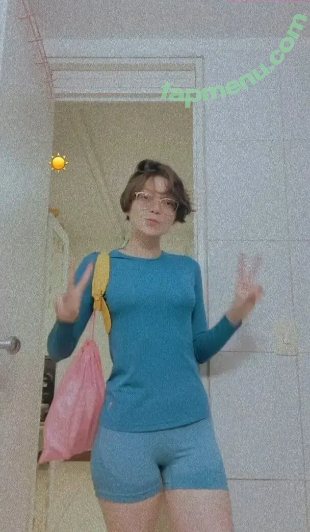 Magrinhas nude photo #0034 (magrinha211 / nerds)