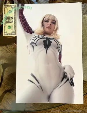 Mags.IRL / MagsIRL / magsgonewild / omgcosplay nude photo #0029