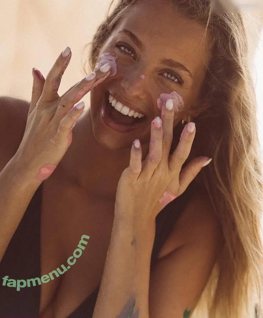 Magui Corceiro nude photo #0447 (Magui_corceiro)