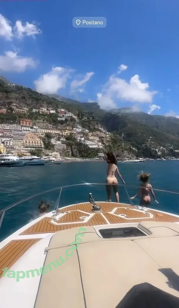 Magui Corceiro nude photo #0607 (Magui_corceiro)