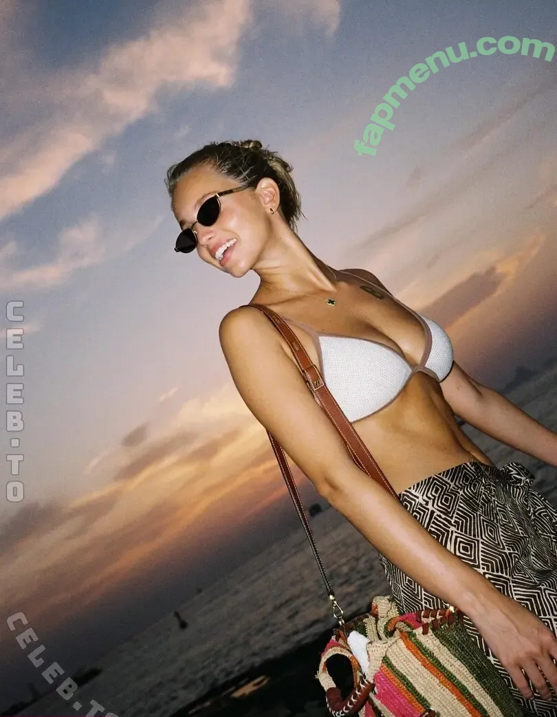 Magui Corceiro nude photo #0904 (Magui_corceiro)