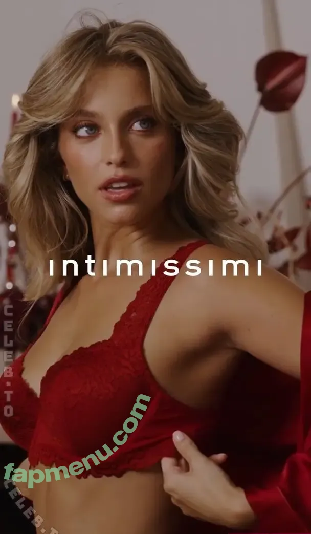 Magui Corceiro nude photo #0950 (Magui_corceiro)