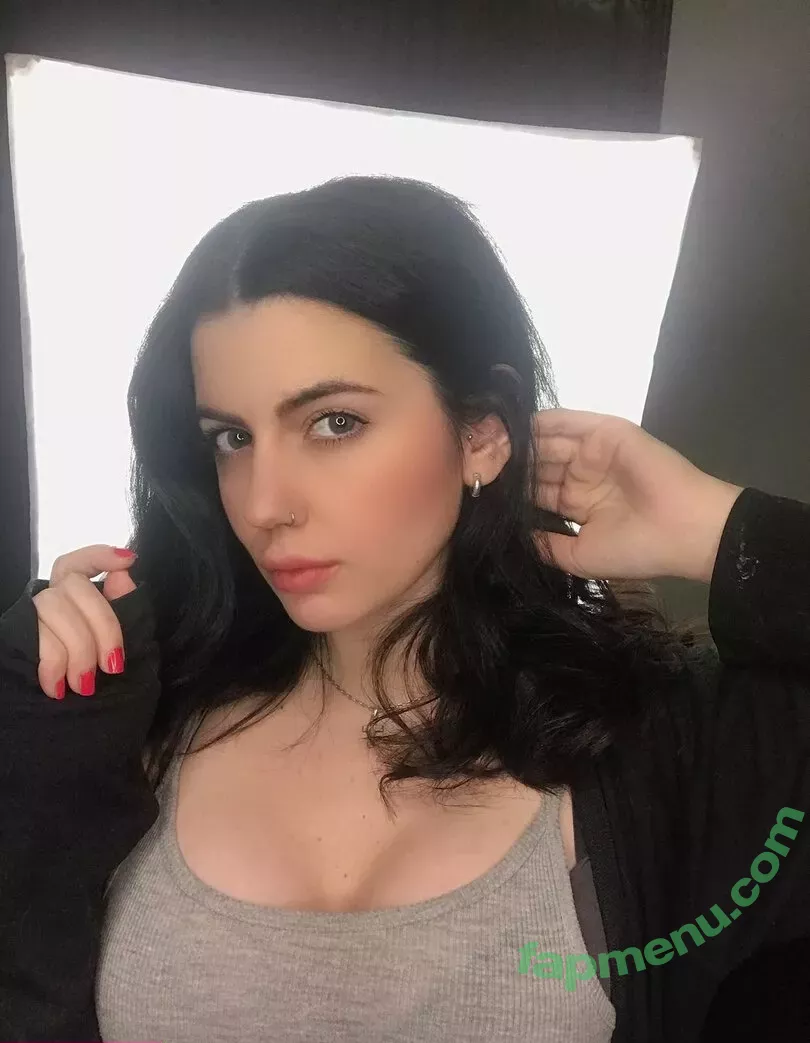 Magui Sunshine nude photo #1182 (La alquimista de acero / MaguiSunshine / magui.sunshine)