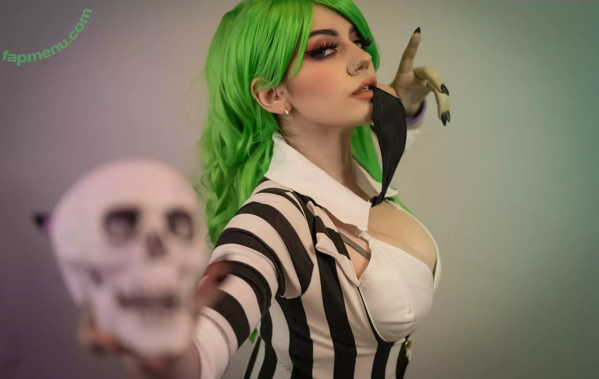 Magui Sunshine nude photo #1285 (La alquimista de acero / MaguiSunshine / magui.sunshine)