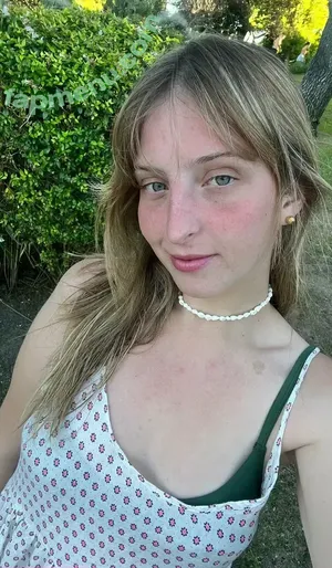 maguiqueensex / maguisante nude photo #0001