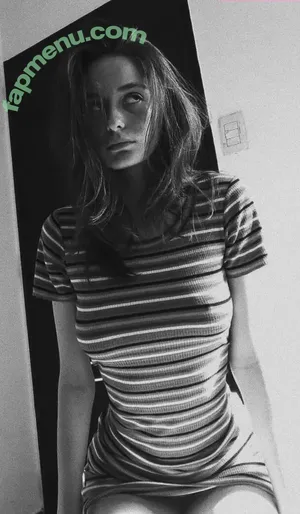 Maguiyuin / SerenaYuin nude photo #0009