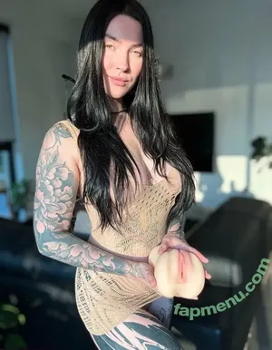 magxnumbfree / magxnumb nude photo #0070