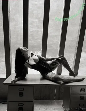 magxnumbfree / magxnumb nude photo #0076
