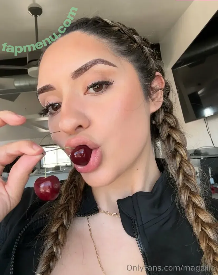 magzilla nude photo #0020 (magzillax)