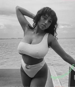 Mahalia / lowkeymahalia nude photo #0224