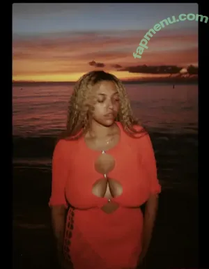 Mahalia / lowkeymahalia nude photo #0269