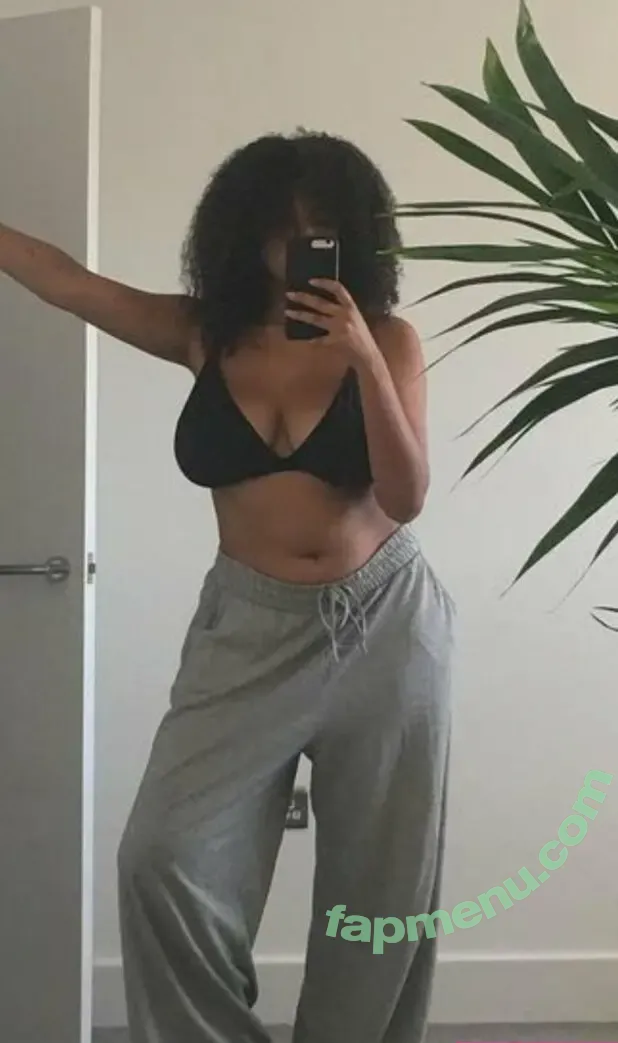 Mahalia nude photo #0208 (lowkeymahalia)