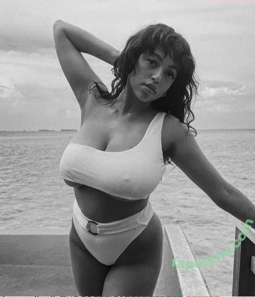 Mahalia nude photo #0224 (lowkeymahalia)