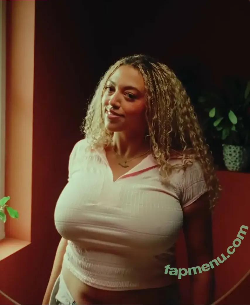 Mahalia nude photo #0257 (lowkeymahalia)