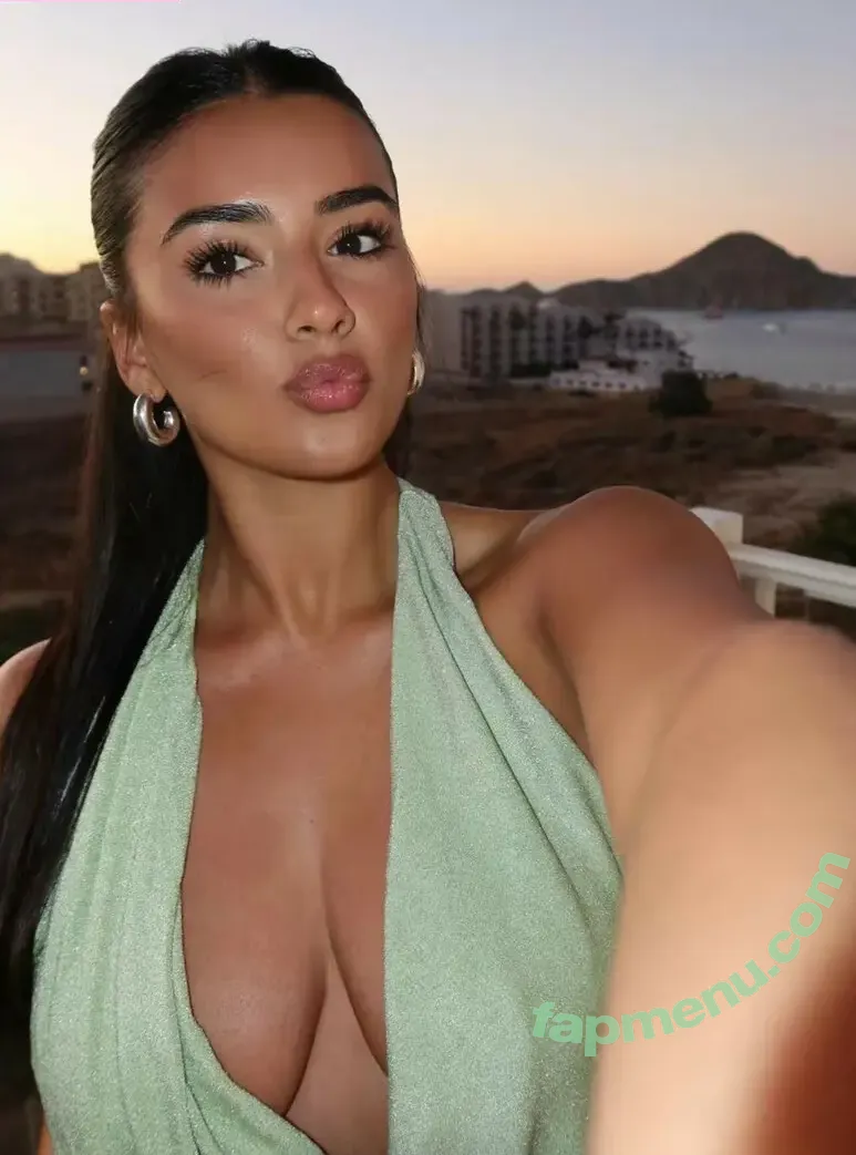 Mahazub nude photo #0012 (Mahazub)