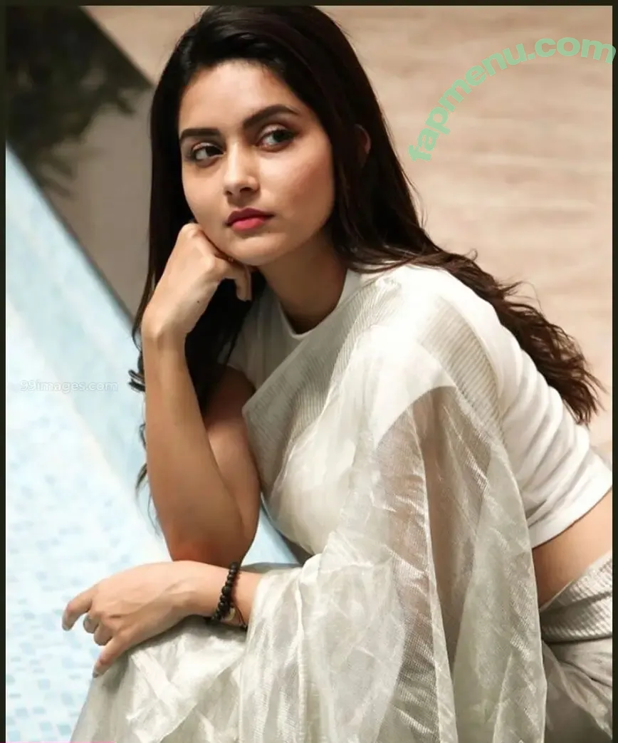 Mahima_Nambiar nude photo #0003 (Mahima_Nambiar)