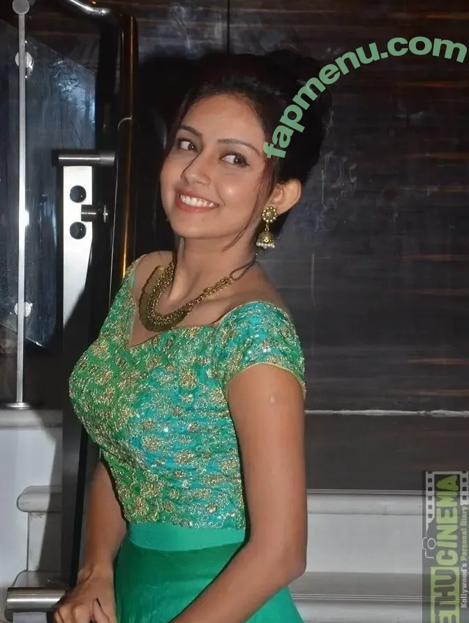 Mahima_Nambiar nude photo #0017 (Mahima_Nambiar)