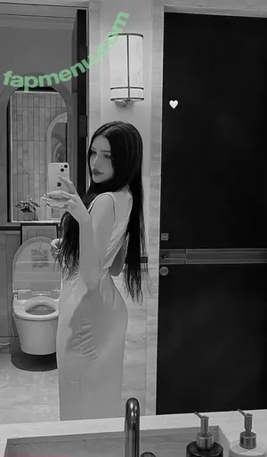 Mahiye Selin / selin.egmn / selin.z nude photo #0032