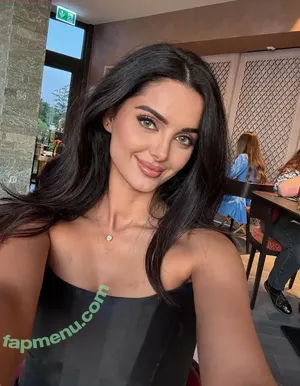 Mahlagha Jaberi / mahlaghajaberi nude photo #0115