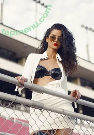 Mahlagha Jaberi / mahlaghajaberi nude photo #0127