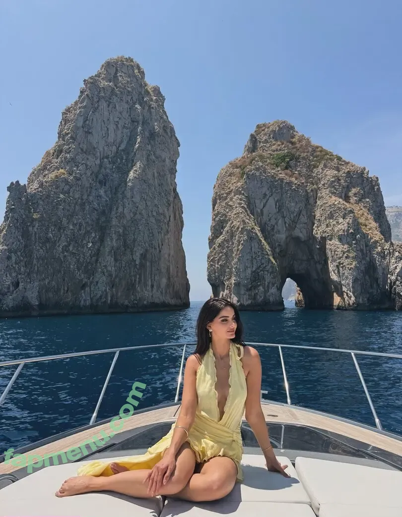 Mahlagha Jaberi nude photo #0071 (mahlaghajaberi)