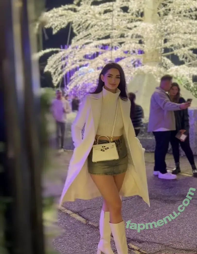 Mahlagha Jaberi nude photo #0138 (mahlaghajaberi)