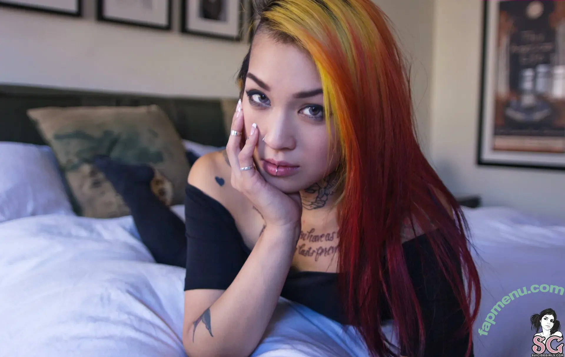 mahnee nude photo #0070 (mah_nee_ / suicide_mahnee)