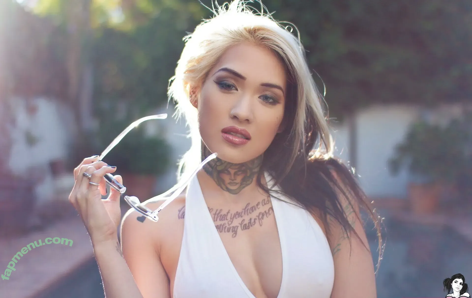 mahnee nude photo #0094 (mah_nee_ / suicide_mahnee)