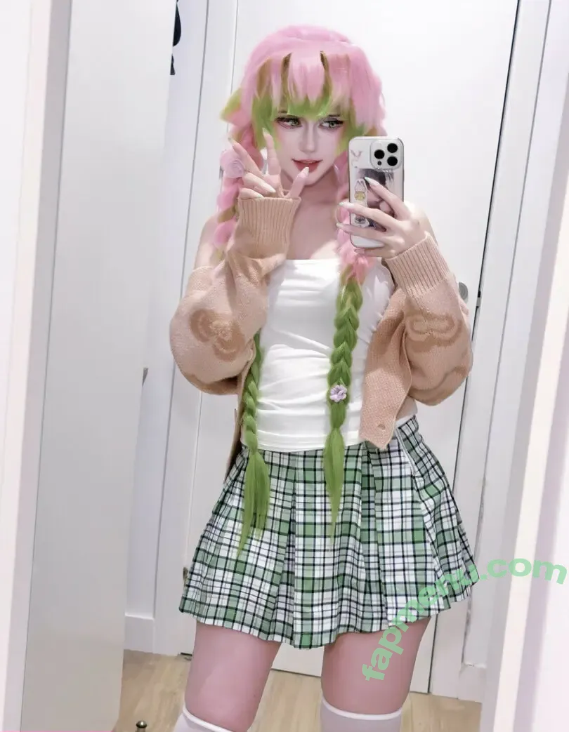 Mahouberry nude photo #0006 (Mahouberry)