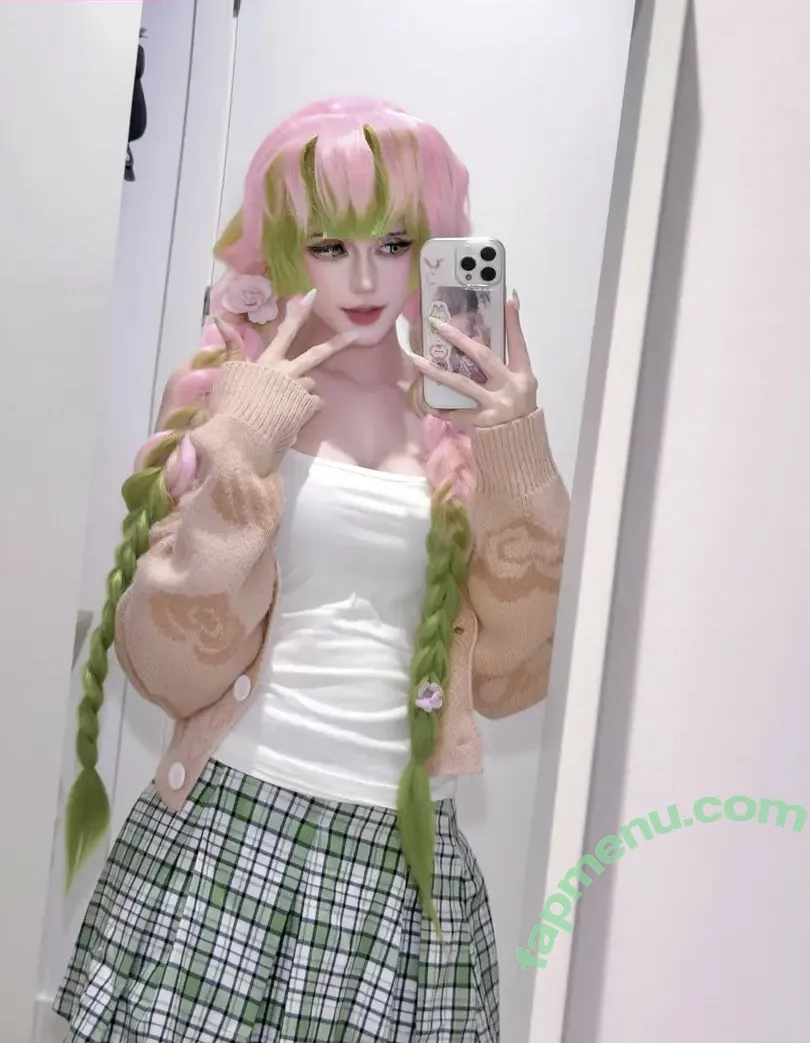 Mahouberry nude photo #0010 (Mahouberry)