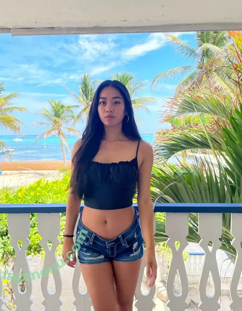 Mai Nguyen nude photo #0022 (MaiNguyen0294)