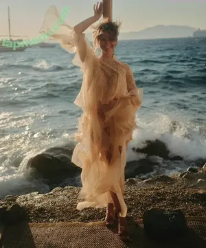 Maia Mitchell / maiamitchell nude photo #0188