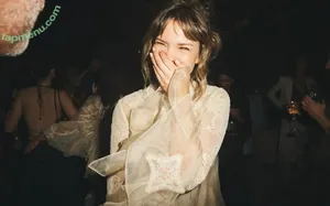 Maia Mitchell / maiamitchell nude photo #0196