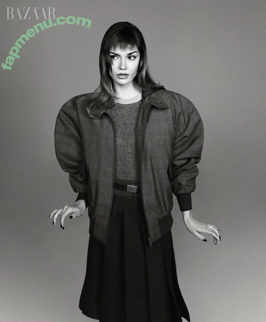 Maia Mitchell nude photo #0217 (maiamitchell)