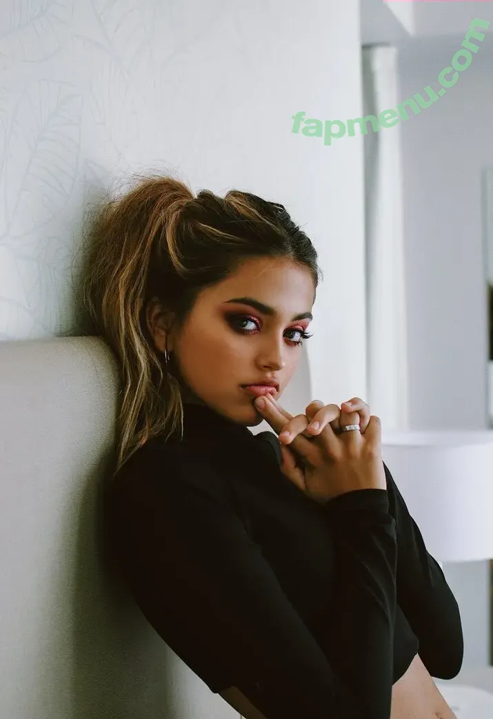 Maia Reficco nude photo #0142 (maiareficco)