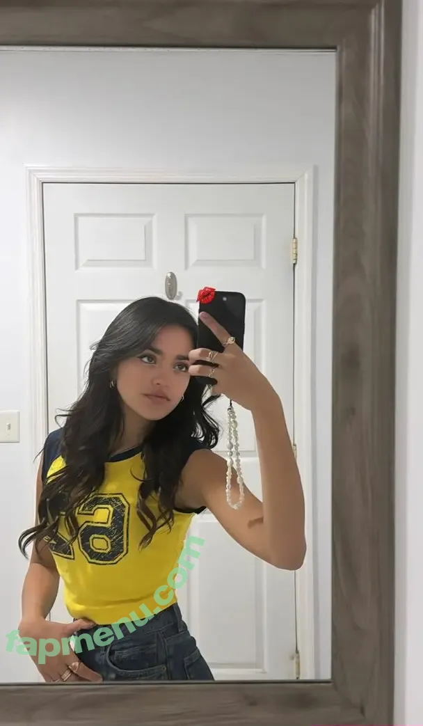 Maia Reficco nude photo #0173 (maiareficco)