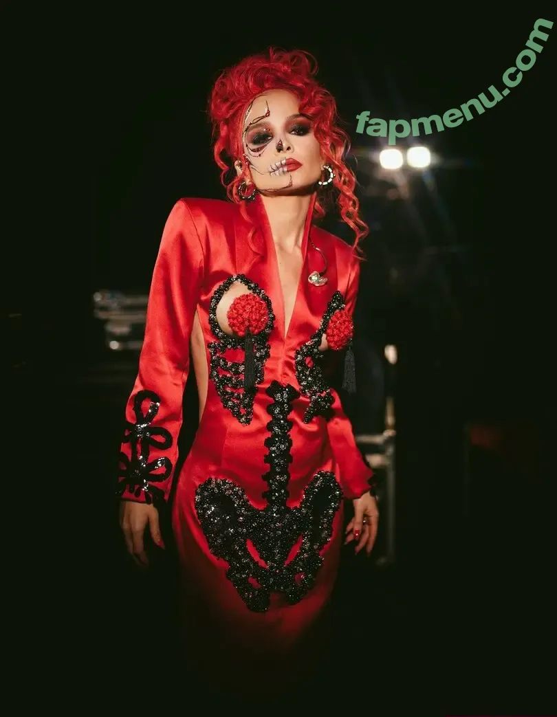 Maiara nude photo #0095 (Maiara)