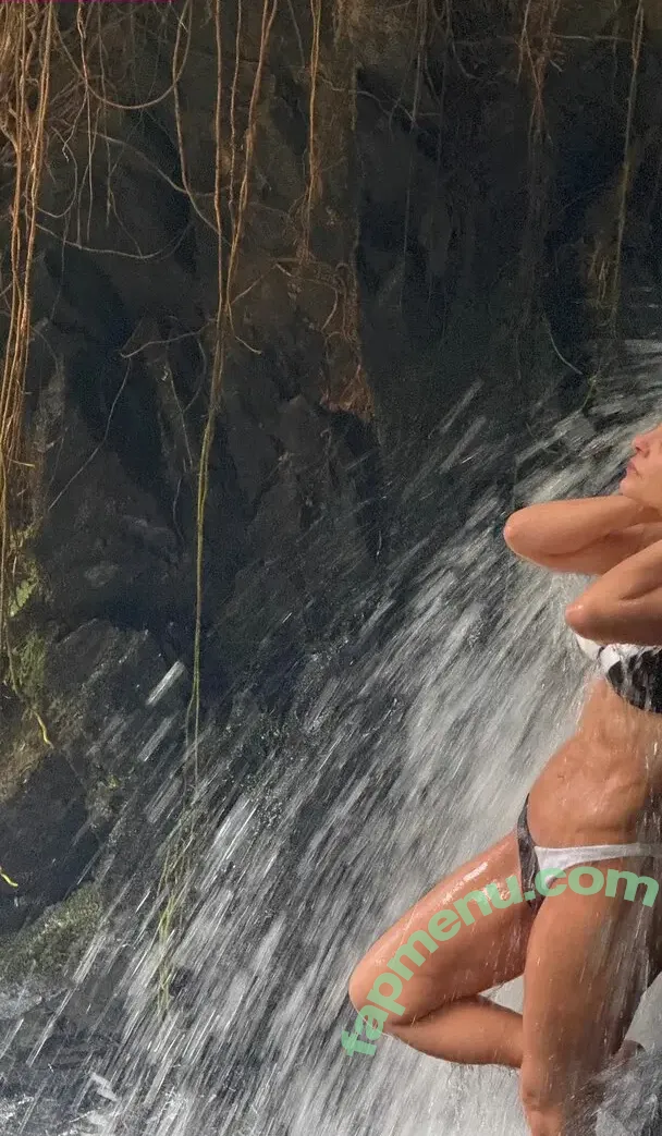 Maiara nude photo #0104 (Maiara)