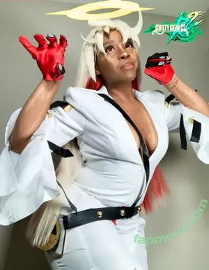 Maibunnii / maicocoanut nude photo #0116