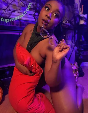 Maibunnii / maicocoanut nude photo #0219