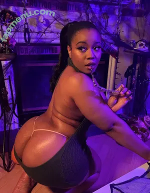 Maibunnii / maicocoanut nude photo #0228