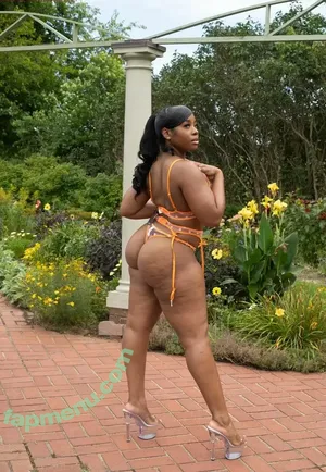 Maibunnii / maicocoanut nude photo #0272