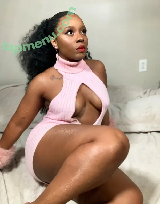 Maibunnii nude photo #0143 (maicocoanut)
