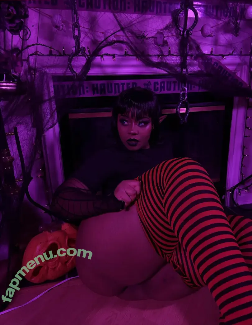 Maibunnii nude photo #0165 (maicocoanut)